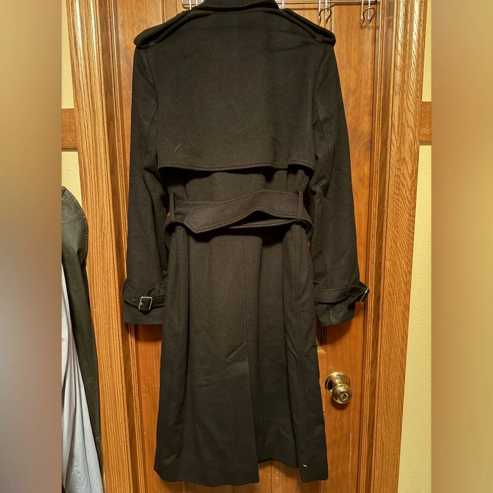 Burberry Black Double-Breasted Wool Trench Coat with Belt - Picture 8 of 16